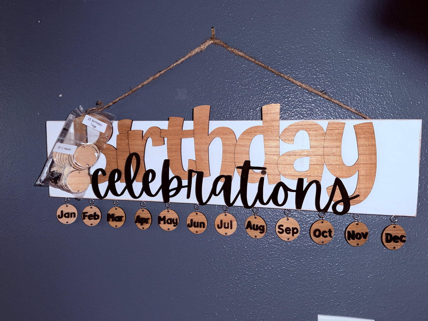 Birthday Tracker Sign – Family & Friends Celebration Reminder