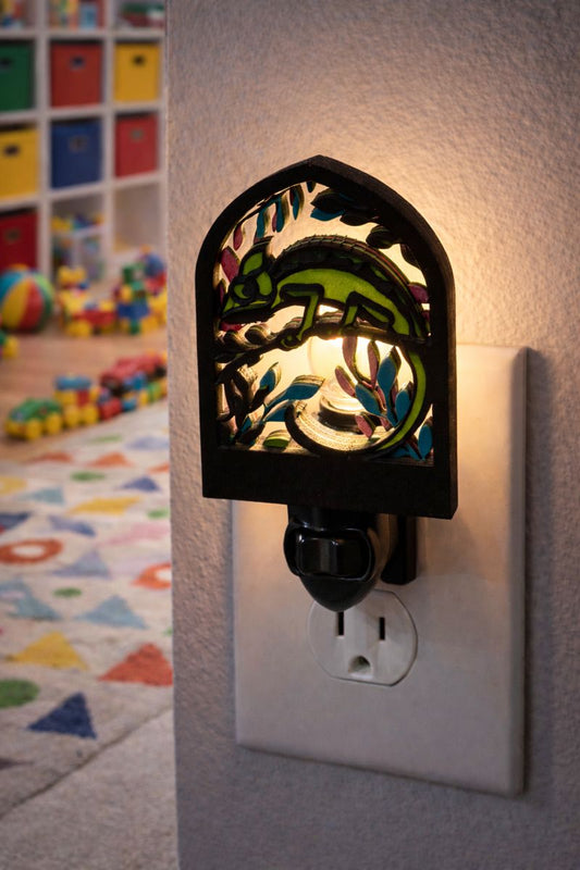 Chameleon Night Light - Wooden LED Night Light